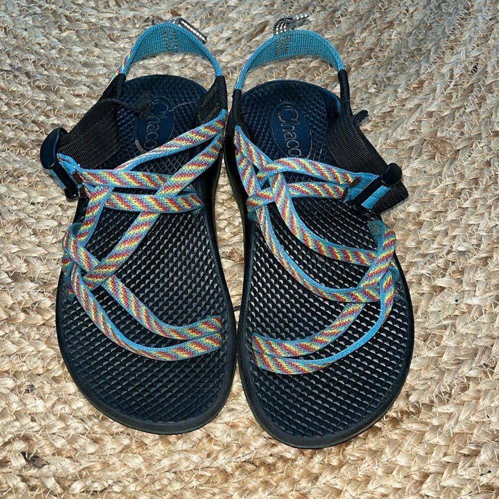 Chaco ZX/2 Classic Sport Rainbow Striped Two Strap Outdoor Hike size 3